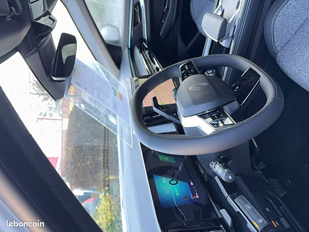 RENAULT Rafale E-Tech full hybrid 200ch Techno (image 10)