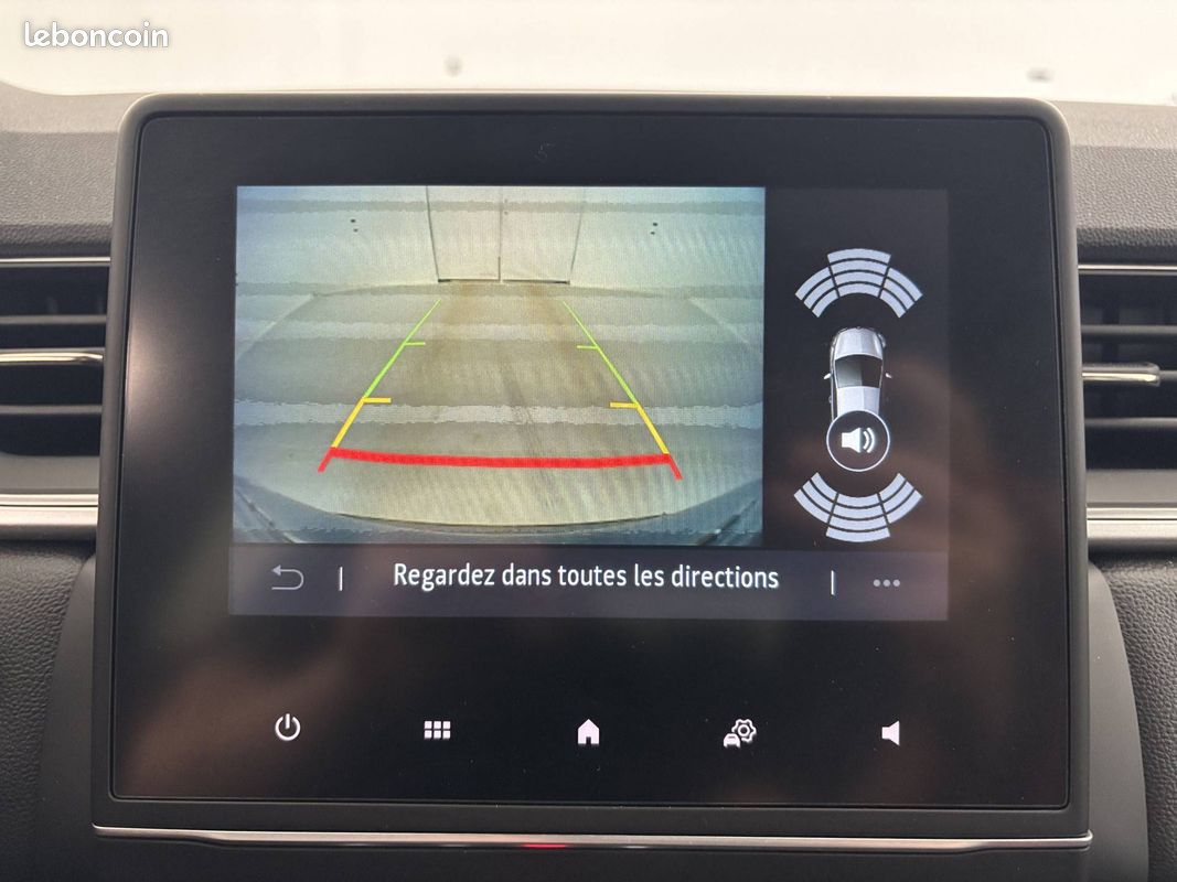 RENAULT Captur TCe 90 Equilibre (image 24)