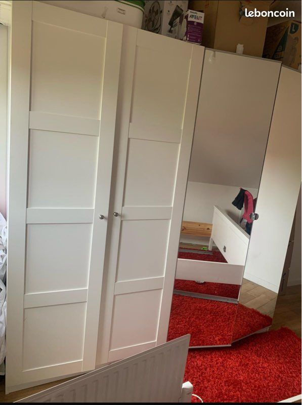 URGENT -MEUBLE IKEA + télévision à vendre (image 1)