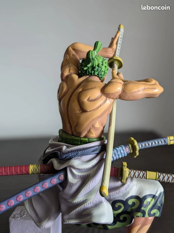 FIGURINE OCCASION ONE PIECE RORONOA ZORO SUPER MASTER STARS PIECE TWO