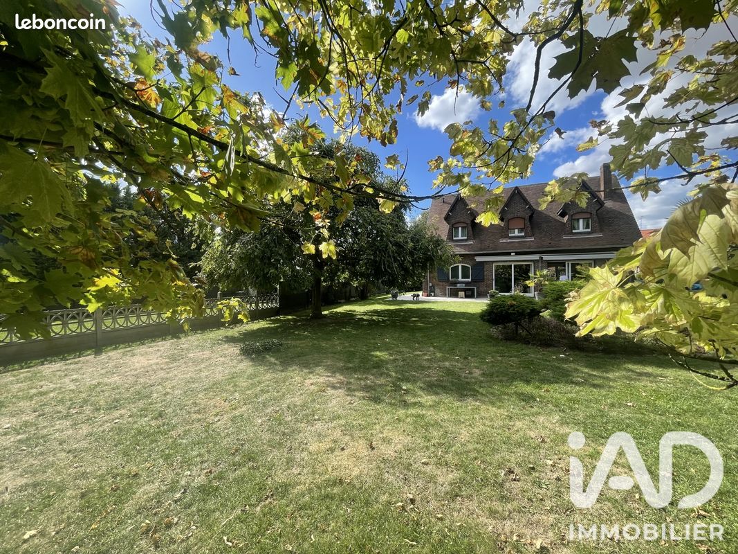 Maison 8 pièces 160 m² · à Marquette-en-Ostrevant · 160 m² · 383 000 €