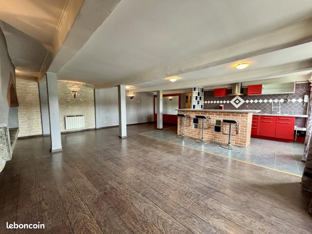 Appartement 3 pièces 102 m² · à Vienne · 102 m² · 145 000 €