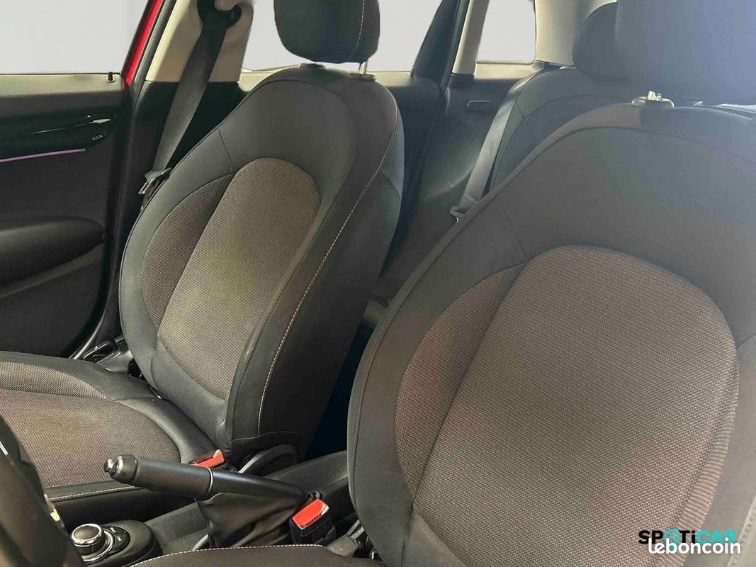 MINI Hatch 5 Portes Cooper 136 ch DKG7 Essential (image 12)