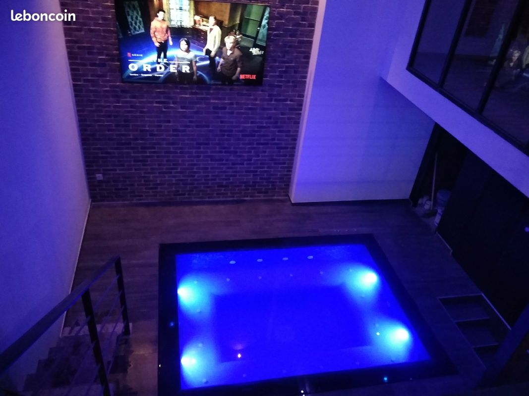Spa Privatif Nuit Nord Pas De Calais Gîte avec jacuzzi 12 places sauna et Billard - Hébergements insolites