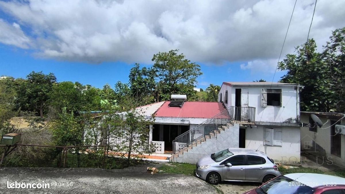 Maison 5 pièces 110 m² · à Le Moule · 110 m² · 220 000 €