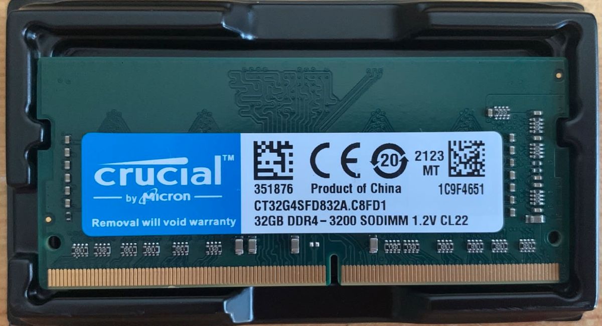 Crucial Mémoire RAM 32 Go DDR4 3200 MHz CL22 pour ordinateur portable  CT32G4SFD832A : : Électronique