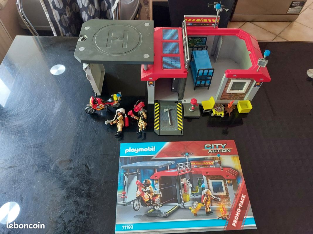 Playmobil 77193 caserne de pompier (image 5)