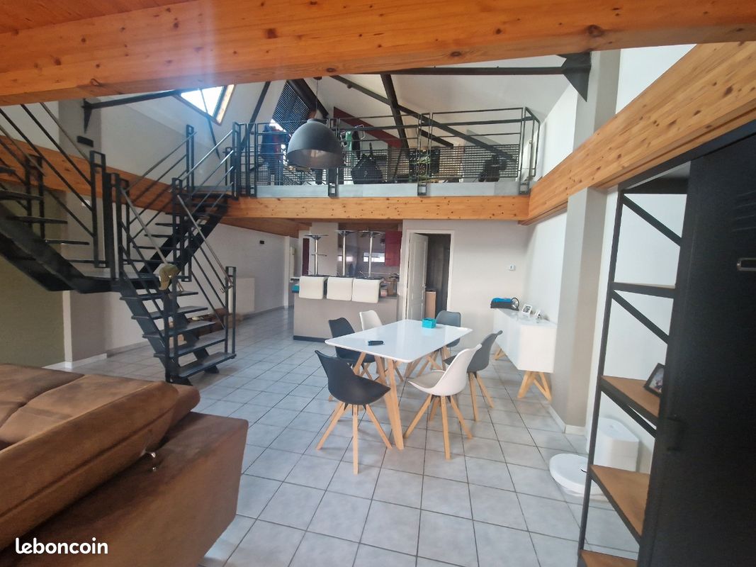 Appartement 3 pièces 92 m² · à Seloncourt · 92 m² · 185 000 €