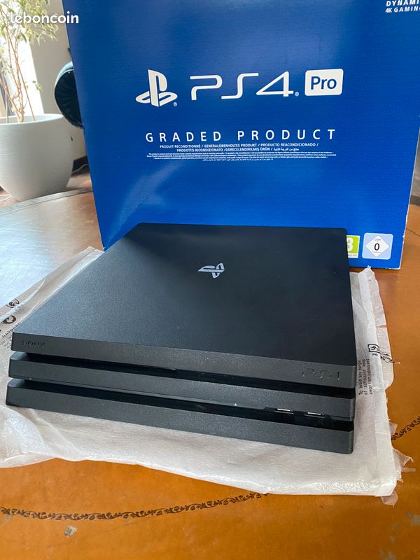 PS4 Pro (image 1)
