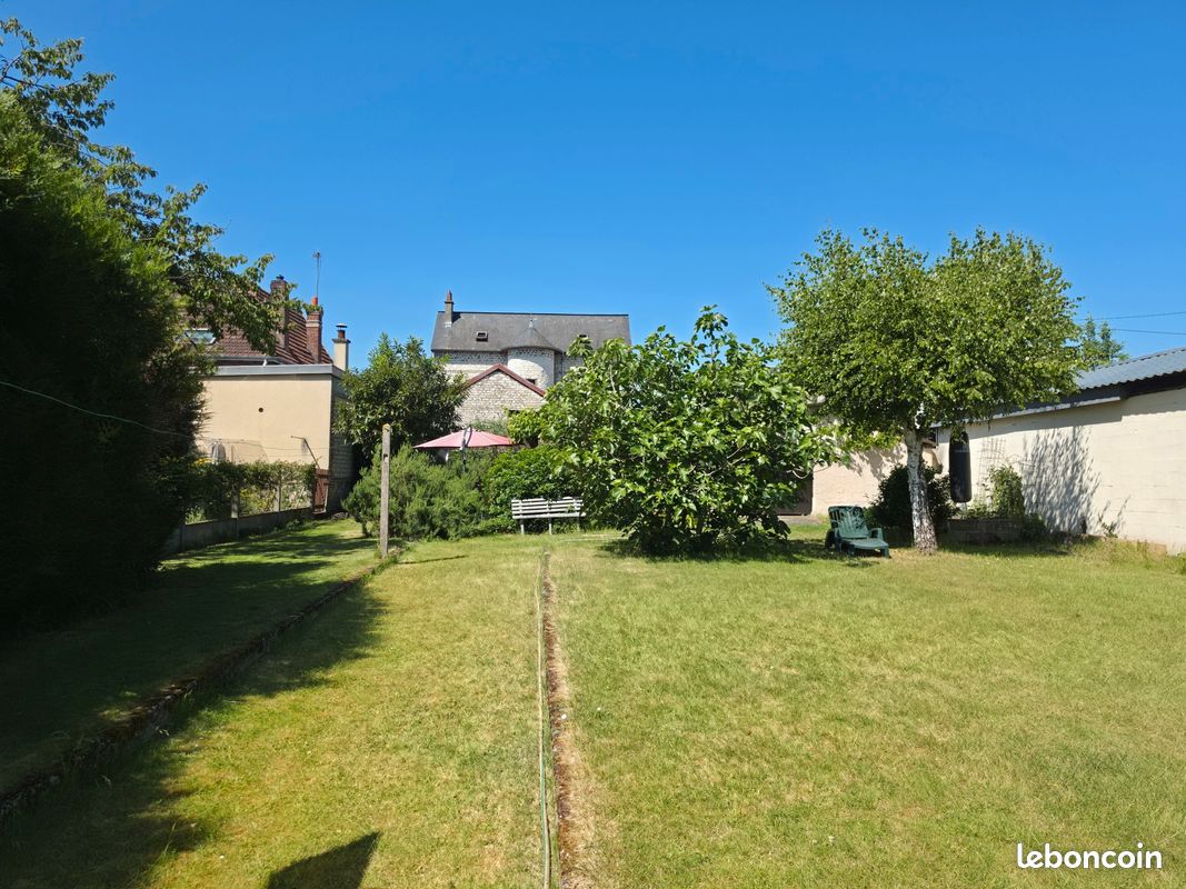 Maison 6 pièces 120 m² · à Saint-Étienne-du-Rouvray · 120 m² · 298 000 €