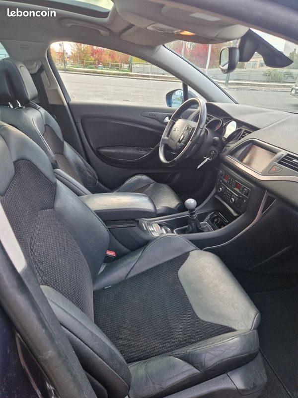 Citroën c5 tourer 2.0 hdi 140 exclusive toit pano garantie 6 mois (image 3)