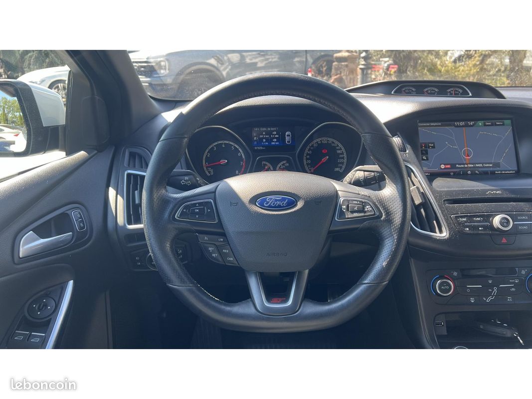 FORD FOCUS ST 2.0 SCTi 250 - ENTRETIEN FORD - GARANTIE 12 MOIS (image 8)