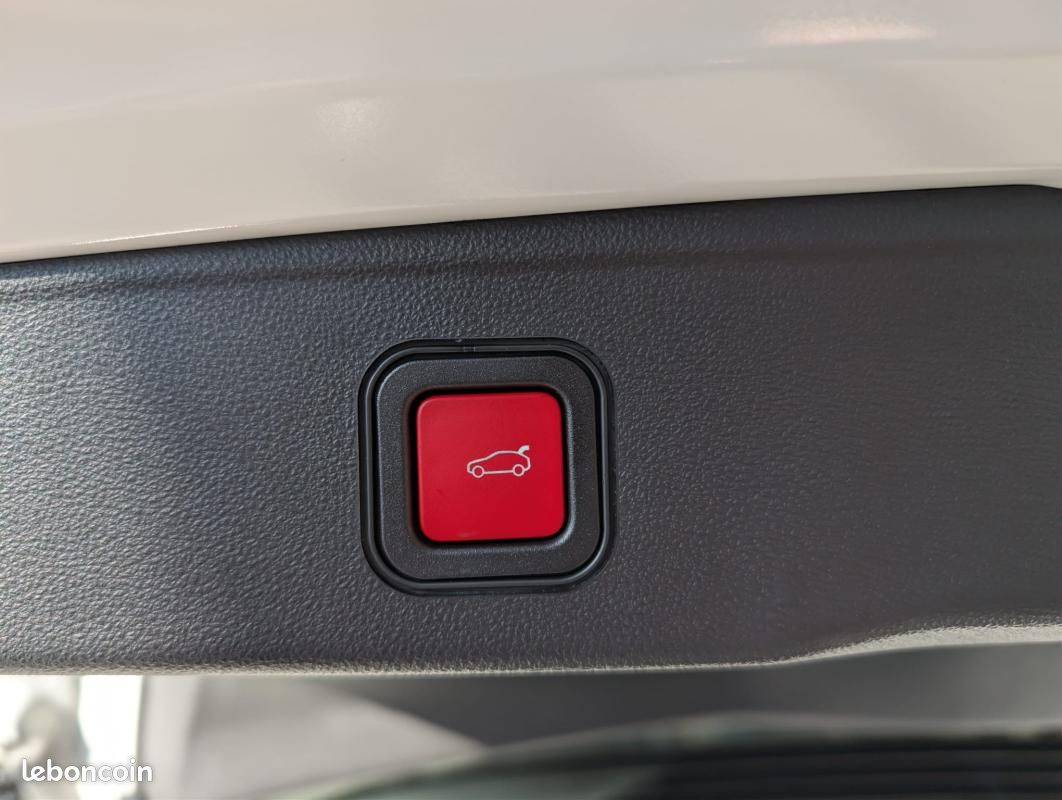 Jeep Avenger 1.2 Turbo T3 145 ch BVR6 4xe The North Face 5P (image 14)