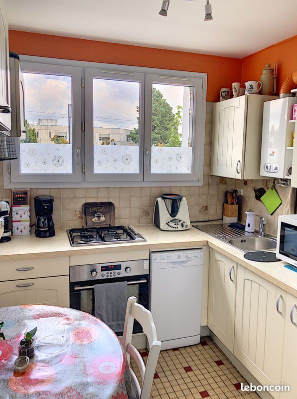 Appartement 4 pièces 70 m² · à Angers · 70 m² · 426 €