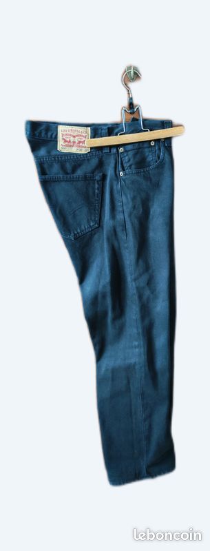 Jean Levi's 501 Bleu Taille W36 L30 - Coupe Straight - Occasion Très Bon état