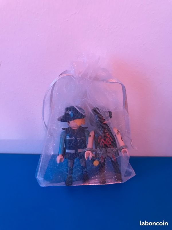Playmobil - duo Policier et voleur (image 2)