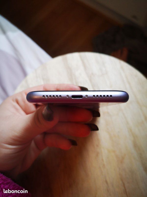 IPhone 11 64 giga (image 6)