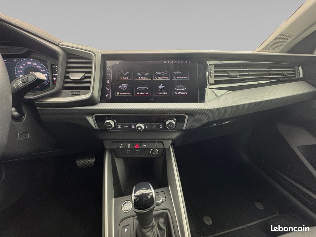 AUDI A1 Sportback 30 TFSI 116 ch S tronic 7 Design + camera + clé confort (image 12)