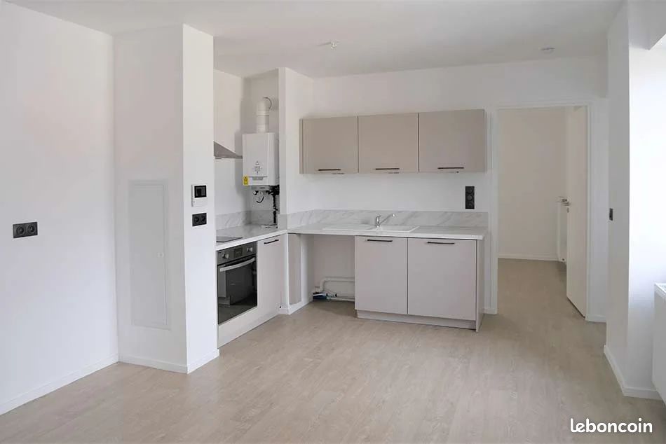 Appartement 1 pièce 37 m² · à Millau · 37 m² · 547 €/mois