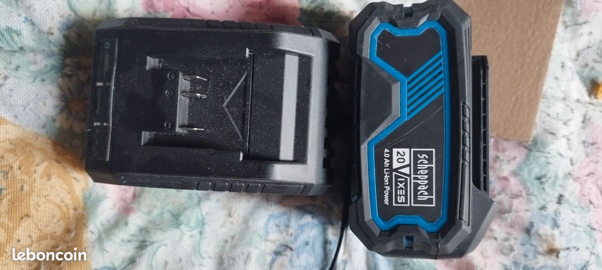 Batterie avec chargeur (image 2)