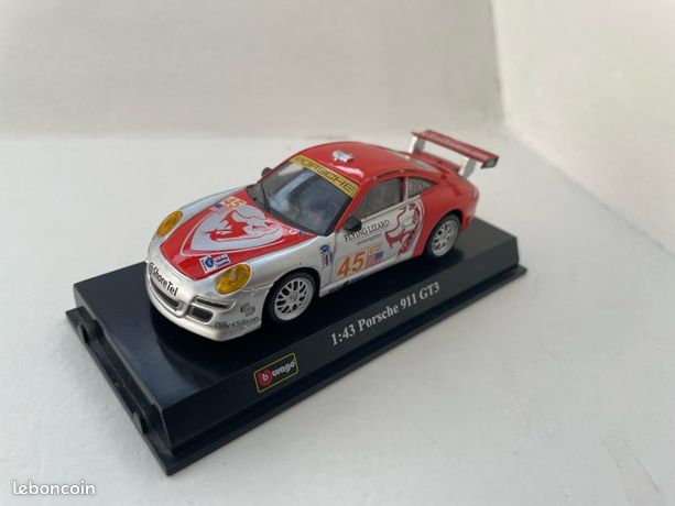 Voiture echelle 1/8 - Modélisme