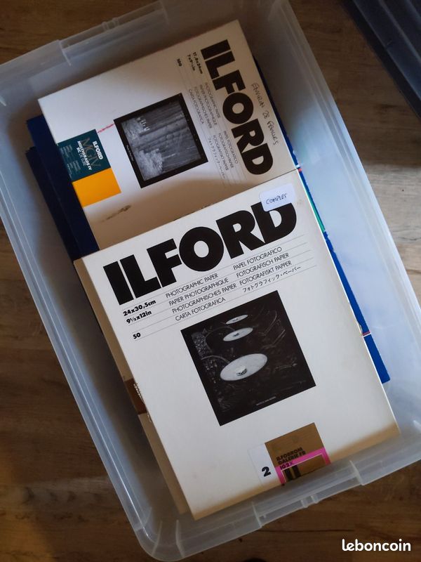 Lot De Papier Photographique ILFORD - Tirage Argentique Occasion