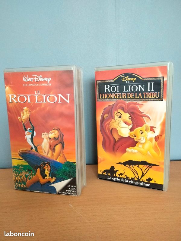 Cassettes VHS Le roi lion 1 et 2 DVD Films