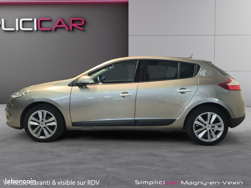 RENAULT MEGANE III BERLINE,CINQ PORTES 2.0 16V 140 PRIVILEGE BOITE AUTOMATIQUE 140Ch Garantie 12 mois (image 6)