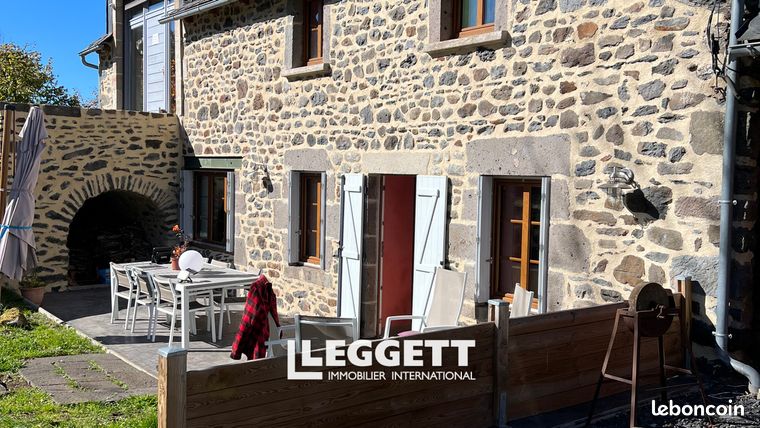 Maison 14 pièces 256 m²
