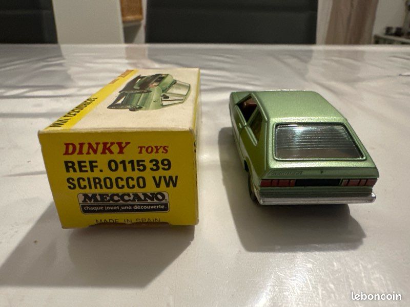 DINKY TOYS VOITURE VW SCIROCCO VERT METAL VOLKSWAGEN 011539 1