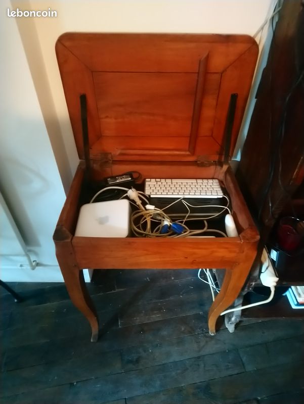 Bureau (image 2)