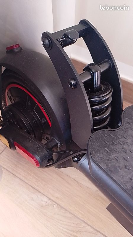 Trotinette électrique 750W 9.3" 4 vitesses batterie 48V 14Ah très peu utilisé (image 5)