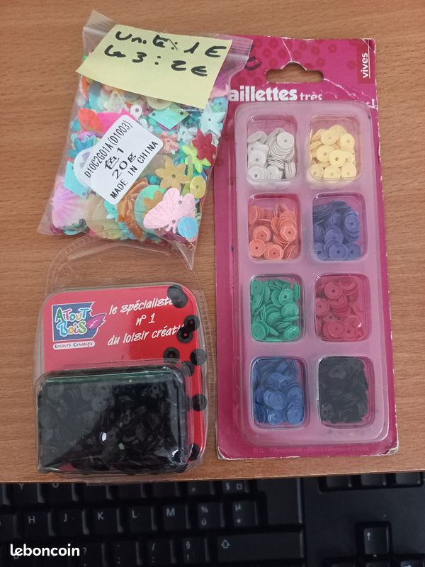 Paillettes et pics décoration (BFL) (image 1)
