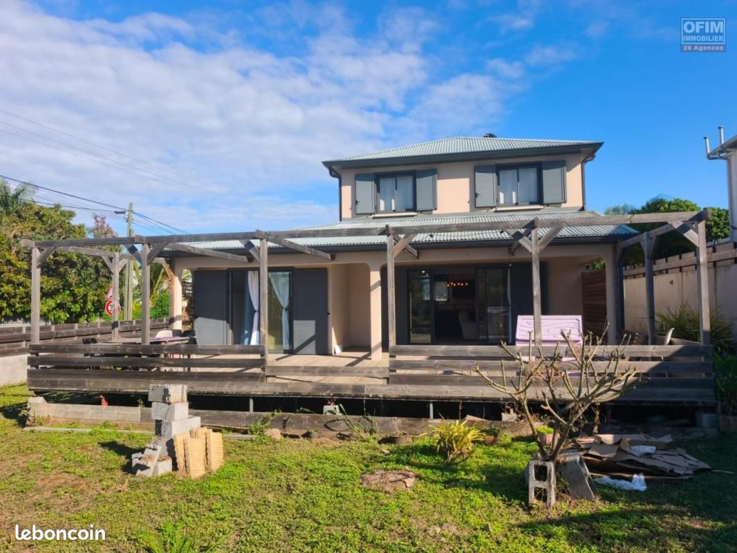 Maison 4 pièces 110 m² · à Saint-Louis · 110 m² · 370 000 €