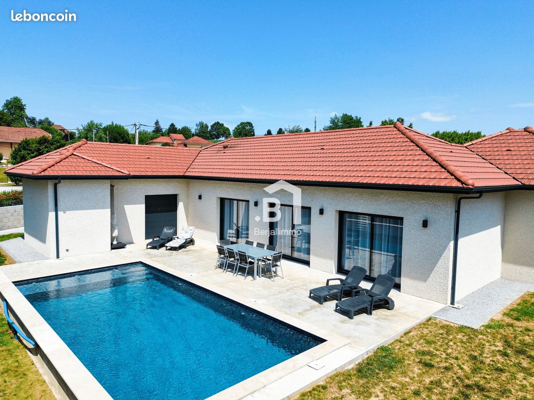 Maison 4 pièces 149 m² · à Saint-Didier-de-la-Tour · 149 m² · 489 000 €