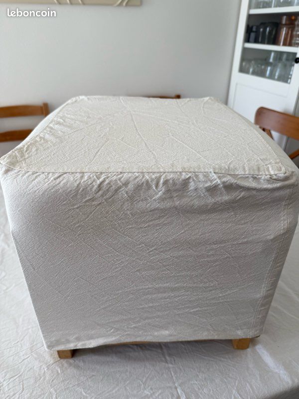 Lot de 2 poufs / repose-pieds IKEA (image 2)