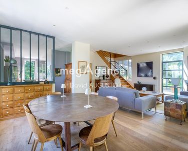 Maison 965 000 € - 210 m²