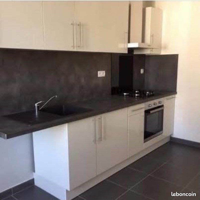 Appartement 3 pièces 68 m² · à Romilly-sur-Seine · 68 m² · 590 €/mois
