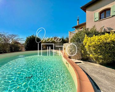 Maison 599 000 € - 233 m²