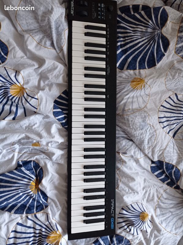 Midi Keyboard Impact GX61 (image 1)