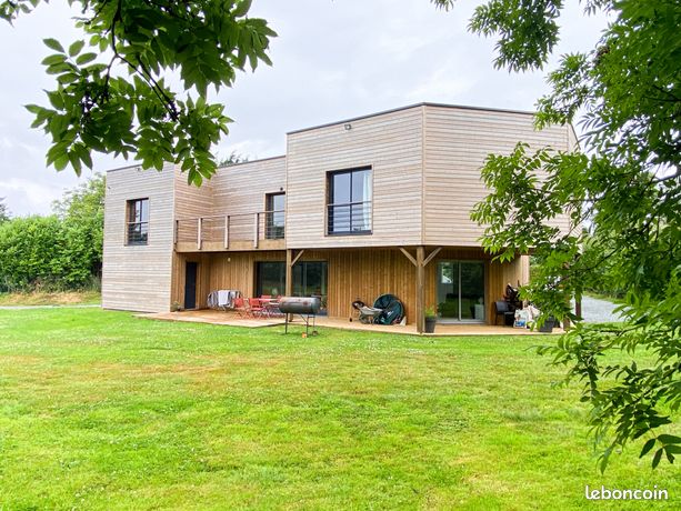 Maison 7 pièces 219 m²