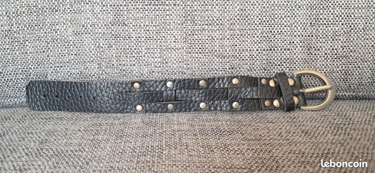 Bracelet en cuir noir tressé et clous argentés (image 6)