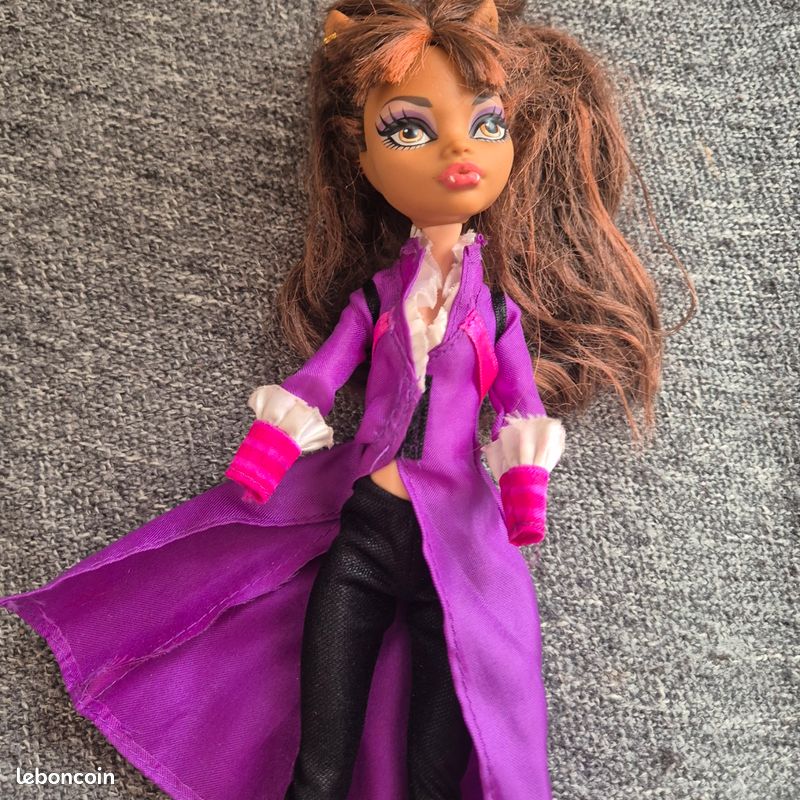 Poupée monster High (image 3)