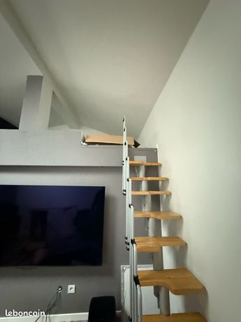 Studio avec mezzanine