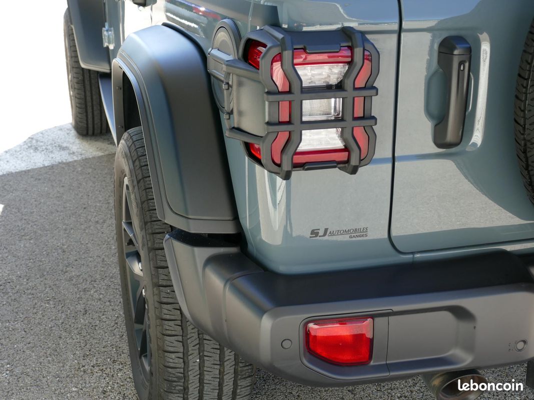 JEEP WRANGLER 2.0i T 4xe - 380 - BVA 4x4 2018 Unlimited Sahara 1941 PHASE 2 (image 18)