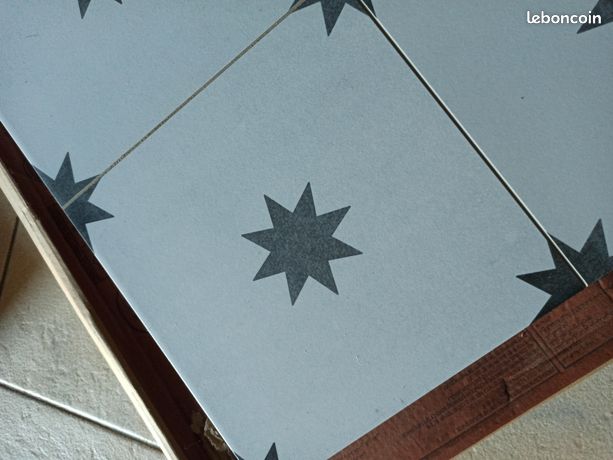 Cerf Vert, Bol En étoile (L : 14 Cm