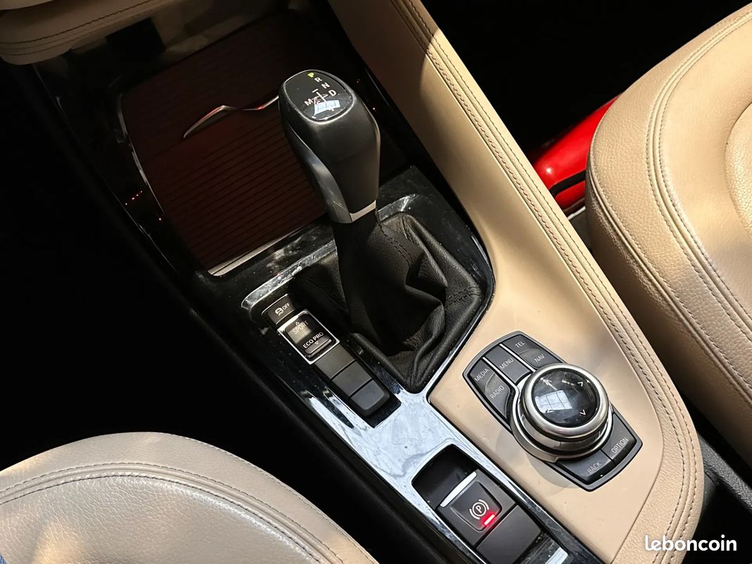 BMW X1 2.0 192ch Lounge - 2017 - 94 500 km - Faible kilométrage - Boîte auto (image 19)
