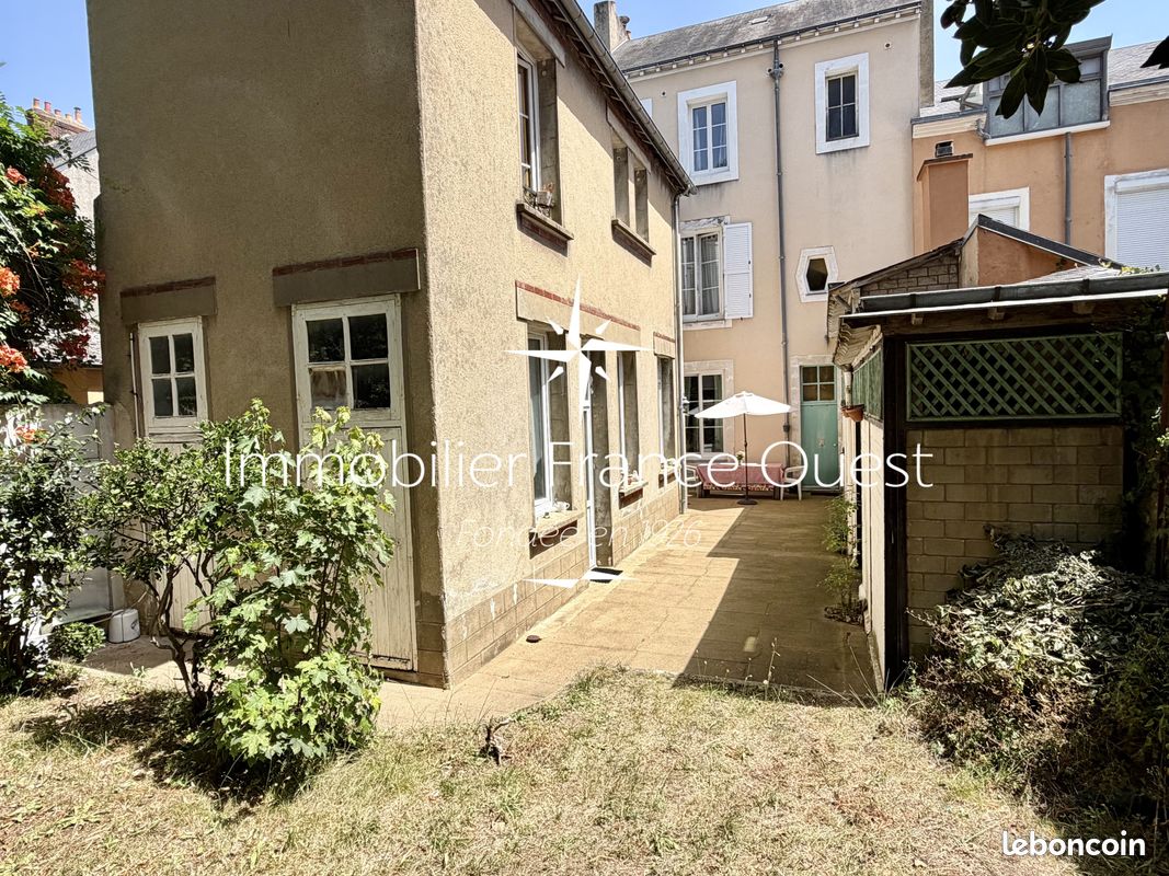 Maison 9 pièces 224 m² · à Le Mans · 224 m² · 493 500 €