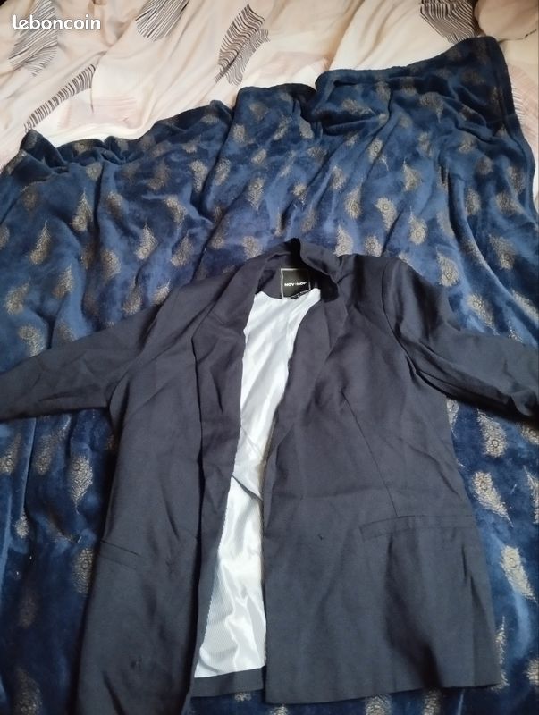 Vêtement veste bien habillé (image 1)