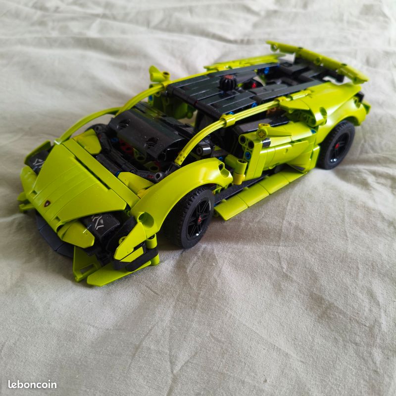 LEGO Technic Lamborghini Huracán Tecnica 42161 – Déjà Monté (image 1)